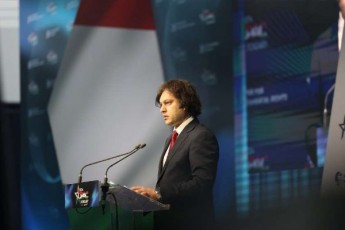 irakli-kobaxiZe-vfiqrob-movlenebi-globalurad-ganviTardeba-swori-mimarTulebiT-rac-aisaxeba-saqarTvelos-mimarT-damokidebulebaze-maT-Soris-evrointegraciis-kuTxiT-winsvlazec
