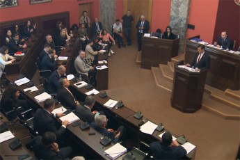 prezidentis-motivirebul-SeniSvnebs-ucxouri-gavlenis-gamWvirvalobis-Sesaxeb-kanonTan-dakavSirebiT-iuridiul-sakiTxTa-komitetma-mxari-ar-dauWira