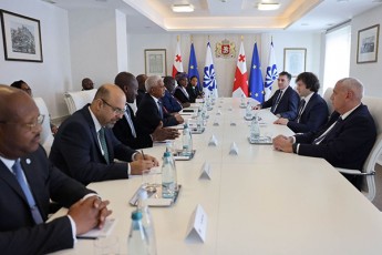 saqarTvelos-premier-ministri-portugaliurenovani-qveynebis-Tanamegobrobis-delegacias-Sexvda