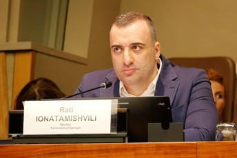 rati-ionaTamiSvili-niu---iorkSi-gaeros-SSm-pirTa-uflebebis-me---17-asambleaSi-monawileobs