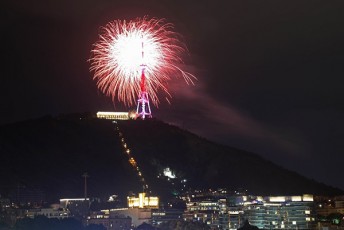 madloba-qarTuli-saswaulisTvis---evropis-Cempionatze-saqarTvelos-safexburTo-nakrebis-istoriul-Sedegebs-mTavrobam-foierverki-miuZRvna