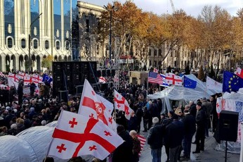 Sveicaruli-gamocema-DIE-WELRWOCHE-maqvs-gancda-rom-qarTul-maidans-aorganizeben-viTom-demokratiuli-arCevnebis-suraTs-gayidian-isev-xelisuflebaSi-dabrundebian-da-politikuri-mowinaaRmdegeebis-devnas-daiwyeben