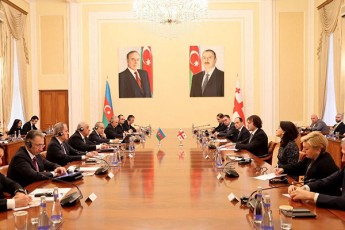 saqarTvelosa-da-azerbaijanis-premier-ministrebis-xelZRvanelobiT-baqoSi-ori-qveynis-ekonomikuri-TanamSromlobis-mTavrobaTaSorisi-komisiis-sxdoma-gaimarTa