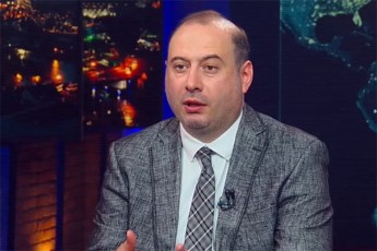 mixeil-dundua-nebismieri-kanoni-maT-Soris-ofSorebis-kanoni-miRebulia-imisTvis-rom-moemsaxuros-saqarTvelos-moqalaqis-da-qveynis-keTildReobas