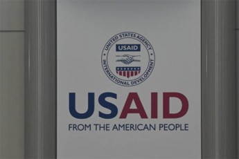 CBS-News-amerikaSi-mosamarTlem-USAID-is-daxurva-arakonstituciurad-cno