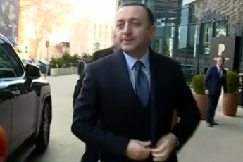 irakli-RaribaSvili-me-vrCebi-Cveni-qveynis-erTgul-jariskacad-me-var-biZina-ivaniSvilis-mxardamWeri-winaswar-me-arafris-Tqma-ar-SemiZlia-momiwevs-Tu-ara-politikaSi-dabruneba-winaswar-amaze-nu-vimarCielebT
