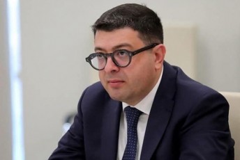 dimitri-samxaraZe-kurtumoaprexili-gvaramia-iginebao-jer-mis-ginebas-ra-vuTxari-mere-kidev-kolgotiani-biWunkelebis-muqaras---bJitebis-revolucia-ar-gaiSvas