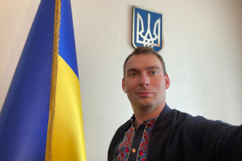 ukraineli-deputatis-iaroslav-Jelezniakis-azriT-ukrainasa-da-aSS-s-Soris-bunebriv-resursebze-miRweuli-SeTanxmebis-pirobebi-wina-versiaze-gacilebiT-uaresia
