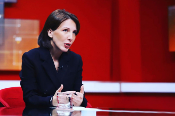 TamTa-megreliSvili-nacmoZraobis-politikuri-moRvaweoba-idga-sisxlsa-da-gvamebze-daTa-axalaia-iyo-nacionaluri-moZraobis-jalaTobrivi-reJimis-erT-erTi-saxe-romlisTvisac-gardacvlili-adamiani-aravin-da-araferi-iyo