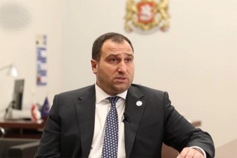dRes-jo-uilsoni-iqneba-xval-SeiZleba-sxva-saxeli-da-gvari-mogvevlinos-am-SemTxvevaSi-yvelaze-saSineli-sanaxavia-xalxi-romelic-maT-etrfis-da-maT-samsaxurSia---agenturuli-qseli-romelic-moRvaweobs-sakuTari-qveynis-winaaRmdeg