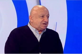 kote-JRenti-erTia-administraciis-prezidentis-an-gadawyvetilebis-mimRebi-xalxis-pozicia-da-meorea-kongresmenebis-isini-sityvebSic-da-gadawyvetilebebSic-metad-Tavisuflebi-arian-vidre-isini-vinc-warmoadgenen-aSS-is-administracias