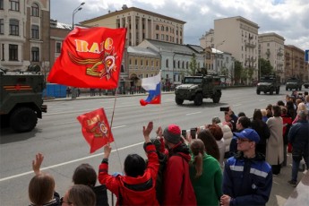 Spiegel-moskovSi-aRlums-xuTi-evroparlamentaric-daeswreba