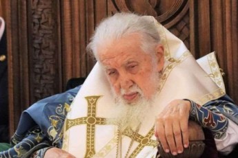 patriarqi-dRes-rodesac-msoflio-araerTi-urTulesi-gamowvevis-winaSea-80-wlis-win-gaRebulma-udidesma-msxverplma-da-gansacdelma-yvelas-kidev-erTxel-unda-Seaxsenos-mSvidobisaTvis-zrunvis-aucilebloba