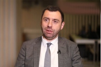 giorgi-abaSiSvili-yovel-Semdgom-tyuilze-Cven-ar-viRebT-im-panikas-romelsac-viRebdiT-dasawyisSi---sazogadoebis-medegoba-ekonomikuri-dezinformaciisadmi-gazrdilia