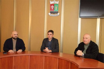 guriis-mxareSi-saxelmwifo-rwmunebuli-ozurgeTis-municipalitetis-sakrebulos-umravlesobis-wevrebsa-da-administraciul-erTeulebSi-meris-warmomadgenlebs-Sexvda