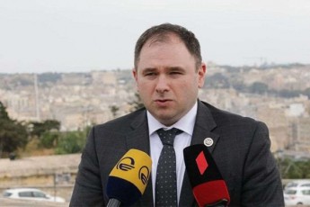 nikoloz-samxaraZe-MEGOBARI-aqti-Sinaarsobrivad-arafers-cvlis-Tan-iq-imdeni-faqtobrivi-uzustobaa-USAID-s-sTxoven-rom-angariSi-warmoadginos-im-organizacias-romelic-daixura-ukve-da-saerTod-aRar-arsebobs