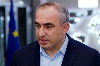 vladimer-boJaZe-gvWirdeba-rom-sagamoZiebo-komisiis-muSaobis-Sedegebi-warvudginoT-sakonstitucio-sasamarTlos-imisTvis-rom-aikrZalos-rogorc-nacionaluri-moZraoba-aseve-misi-sateliti-partiebi