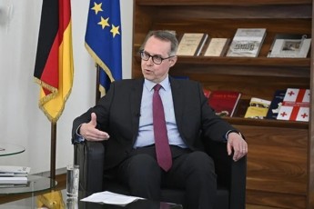 peter-fiSeri-germaniaSi-ar-gaqvs-ufleba-policiels-sila-gaartya-magram-is-mzia-amaRlobeli-ukve-4-Tvea-dakavebulia-aq-mTavari-kiTxa-exeba-procesis-misi-patimrobis-xangrZlivobisa-da-im-danaSaulis-proporciuloba-rac-bralad-edeba