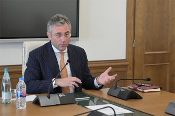 irakli-ruxaZe-giorgi-TargamaZe-iyo-sakmaod-Zlevamosili-adamiani-im-ambavSi-rom-badrize-hqonda-pirdapir-wvdoma-ar-iyo-generaluri-direqtori-magram-iyo-generalur-direqtorze-bevrad-ufro-Zlieri