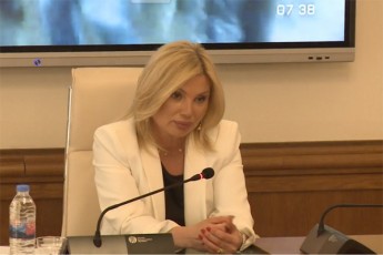 sofo-nikolaiSvili-nacmoZraobaze-es-Zala-ar-icvleba-axla-maT-ar-aqvT-Zalaufleba-ubralod-axla-aqvT-maT-es-iaraRi-partiuli-mediis-da-ara-kritikulis-saxiT-qmnian-feikebs-qmnian-antigmirebisgan-gmirebs-amas-axveven-sazogadoebas