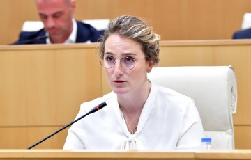 mariam-laSxi---17-maiss-ojaxis-siwmindisa-da-mSoblebis-pativiscemis-dRes-Cems-mcirewlovan-SvilebTan-da-dedasTan-erTad-vimyofebodi-rodesac-radikaluri-aqtivistebi-Tavs-dagvesxnen