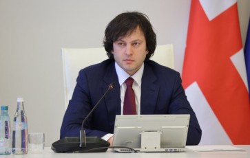 premieri-Cveni-ganzraxvaa-movamzadoT-sarCeli-romelic-Seva-sakonstitucio-sasamarTloSi-da-vfiqrobT-yvelanairi-safuZveli-iqneba-imisTvis-rom-koleqtiuri-nacmoZraoba-masTan-dakavSirebuli-partiebi-arakonstituciurad-gamocxaddes