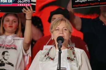 faqtia-rom-es-evroparlamentarebi-moatyues--uTxres-rom-TbilisSi-grandiozuli-protesti-igegmeboda-sadac-mTeli-saqarTvelo-qarTuli-ocnebis-xelisuflebis-gadadgomas-moiTxovda-Tumca-rogorc-vnaxeT-maT-imedi-gaucruvdaT