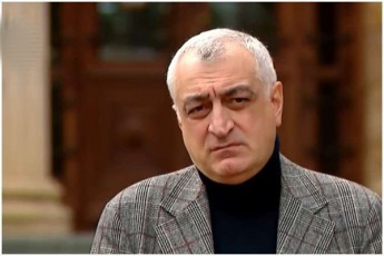 TviTmmarTvelobis-arCevnebi-da-krizisi-opoziciaSi---mamuka-xazaraZe-erTiani-strategiis-SemuSavebaze-saubrobs