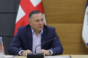 vaxtang-gomelauri-acxadebs-rom-CorCanasTan-policiis-saguSagos-gaxsnis-Sesaxeb-arc-saxelmwifo-usafrTxoebis-samsaxuri-da-arc-maSindeli-premier-ministri-informirebuli-ar-iyvnen