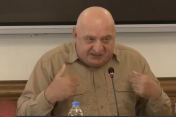 veterani-malxaz-Tofuria-omSi-daRupuli-biWebis-suraTebi-Camoxsnes-remonti-keTdebao---Semdeg-gamoCnda-gvardiaSi-sardali-waqaZe-romelmac-es-suraTebi-yuTebidan-gadmoyara-da-wixlebiT-Sedga-rodemde-unda-eyaroso