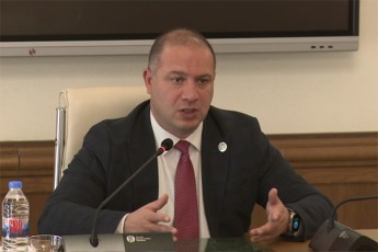 givi-miqanaZe-maTi-mTavari-mizani-iyo-rom-saqarTvelos-parlamentis-axladarCeuli-delegaciis-uflebamosileba-ar-yofiliyo-cnobili-da-Sesabamisad-amiT-Cveni-qveynisTvis-da-misi-imijisTvis-ziani-moetanaT