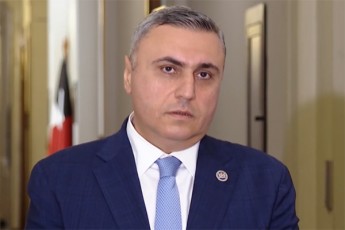 daviT-maTikaSvili-kezeraSvilTan-opoziciis-Sexvedraze-gazomaven-gamozomaven-sazogadoebis-ndobas-da-koleqtiuri-nacmoZraobis-yulabad-qceuli-kezeraSvili-adgeba-da-viRacebs-daafinansebs