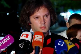premieri-Tornike-riJvaZis-saqmeze-gamoZieba-daiwyo-myisierad-da-Zalian-mniSvnelovania-yvela-detalis-dadgena-rac-SeiZleba-am-faqts-ukavSirdebodes-yvelaferi-unda-iyos-detalurad-Seswavlili