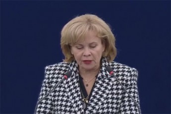 iukneviCiane-amtkicebs-rom-amaRlobels-cixeSi-scemes-advokati-ambobs-rom-msgavs-faqts-adgili-ar-hqonia