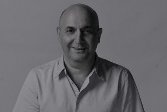 profesori-mamuka-maxaTaZe-arasamTavrobo-organizaciebis-rogorc-globaluri-samoqalaqo-sazogadoebis-mTavari-arqiteqtorebis-epoqa-dasrulda