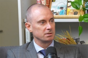 kris-elstoni-arasamTavrobo-organizaciebs-maT-Soris-USAID-is-daxmarebiT-radikaluri-genderuli-ideologiis-gavrcelebaze-mTel-msoflioSi-miliardobiT-dolari-aqvT-daxarjuli