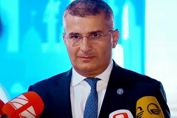 mamuka-mdinaraZe-maSindeli-okupantebi-Tavisi-qveynisTvis-ukeTesebi-aRmoCndnen-vidre-maSindeli-mixeil-saakaSvilis-reJimi-sakuTari-qveynisTvis-saakaSvilma-mouwera-xeli-rezolucias-da-rusebma---ara