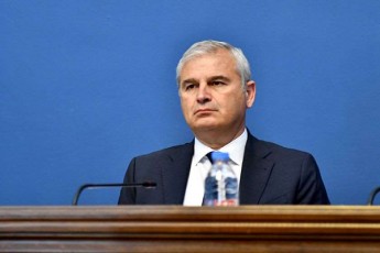 irakli-qadagiSvili-samwuxaroa-rom-ukrainis-mxare-saerTod-ar-reagirebs-Tavis-moqalaqeebTan-dakavSirebul-sakiTxze-da-erTgvar-ignors-ukeTebs-saqarTvelos-mxridan-gakeTebul-gancxadebebs