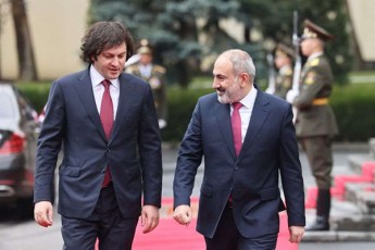 somxeTis-premier-ministrs-nikol-faSiniansa-da-saqarTvelos-premier-ministrs-irakli-kobaxiZes-Soris-satelefono-saubari-gaimarTa