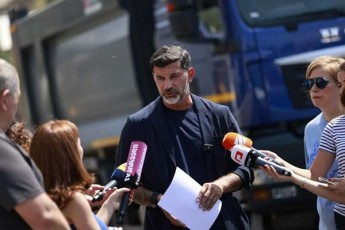 kaxa-kalaZe-Cven-sakuTari-qveynis-magaliTze-davrwmundiT-da-vigrZeniT-Tu-ramdenad-mniSvnelovania-qveyanaSi-SenarCundes-grZelvadiani-mSvidoba