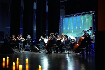 saqarTvelos-pirveli-ledis-iniciativiTa-da-patronaJiT-baTumis-sazafxulo-TeatrSi-kameruli-orkestrisa-da-vokalistebis-SesrulebiT-disneis-musikis-saRamo-gaimarTa