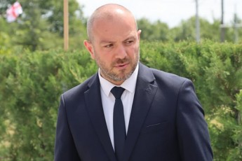 partia-qarTuli-ocneba---demokratiuli-saqarTvelos-merobis-kandidati-goris-municipalitetSi-konstantine-buzalaZe-winasaarCevno-kampanias-ganagrZobs