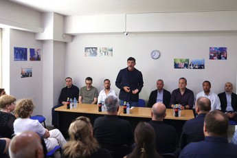 yvela-xedavs-rogor-Seicvala-dedaqalaqi-ukeTesobisken-Tumca-rCeba-bevri-gamowveva-rasac-sWirdeba-kidev-ufro-meti-Sroma-meti-Zalisxmeva-da-problemebis-gadaWris-swori-xedva-Cven-mzad-var-amisTvis