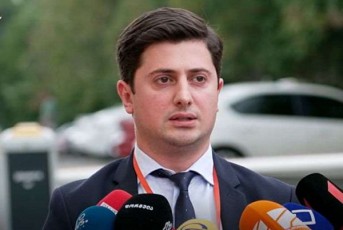 nugzar-WitaZe-sisxlis-samarTlis-saqmeze-kaligrafiuli-eqspertiza-mopovebulia-romliTac-dadgenilia-rom-werili-Tornike-riJvaZis-mier-aris-Sesrulebuli