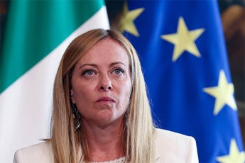italiis-premier-ministri-SiSobs-rom-evrokavSiri-saerTaSoriso-arenaze-Tavis-mniSvnelobas-dakargavs