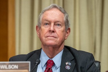 jo-uilsons-tunisis-Sida-saqmeebSi-CarevaSi-adanaSauleben---tunisis-mSromelTa-kavSiri-gmobs-ucxour-Carevas-da-amerikel-senators-mkacrad-akritikebs