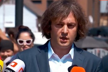 irakli-kobaxiZe-yvelam-kargad-viciT-rom-enjeoebi-pirdapir-iyvnen-CarTulebi-antisaxelmwifoebriv-qmedebebSi-iyvnen-CarTulebi-revoluciur-procesebSi-danarCeni-gamoZiebis-saqmea