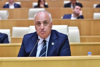 dimitri-xundaZe-mamuka-mdinaraZe-aris-gamocdili-politikosi-da-unda-velodoT-rogorc-qveynis-interesis-aseve-TiToeuli-moqalaqis-maqsimalur-usafrTxoebas-da-daculobas