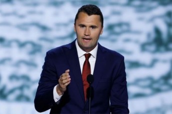 mkvlelobamde-eqvsi-TviT-adre-Carli-kirkma-im-pirebis-vinaoba-daasaxela-vinc-ukrainaSi-omiT-sargeblobs