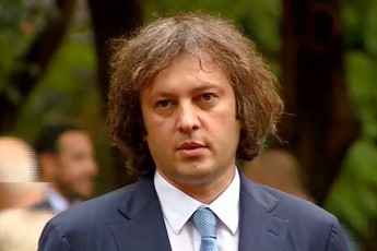irakli-kobaxiZe-gare-dakveTisa-da-provokaciebis-mTavari-amocana-aris-is-rom-qveyanas-ramenairad-mcire-Seferxeba-mainc-Seqmnan-rasac-ver-miaRweven-qveyana-yvela-mimarTulebiT-viTardeba